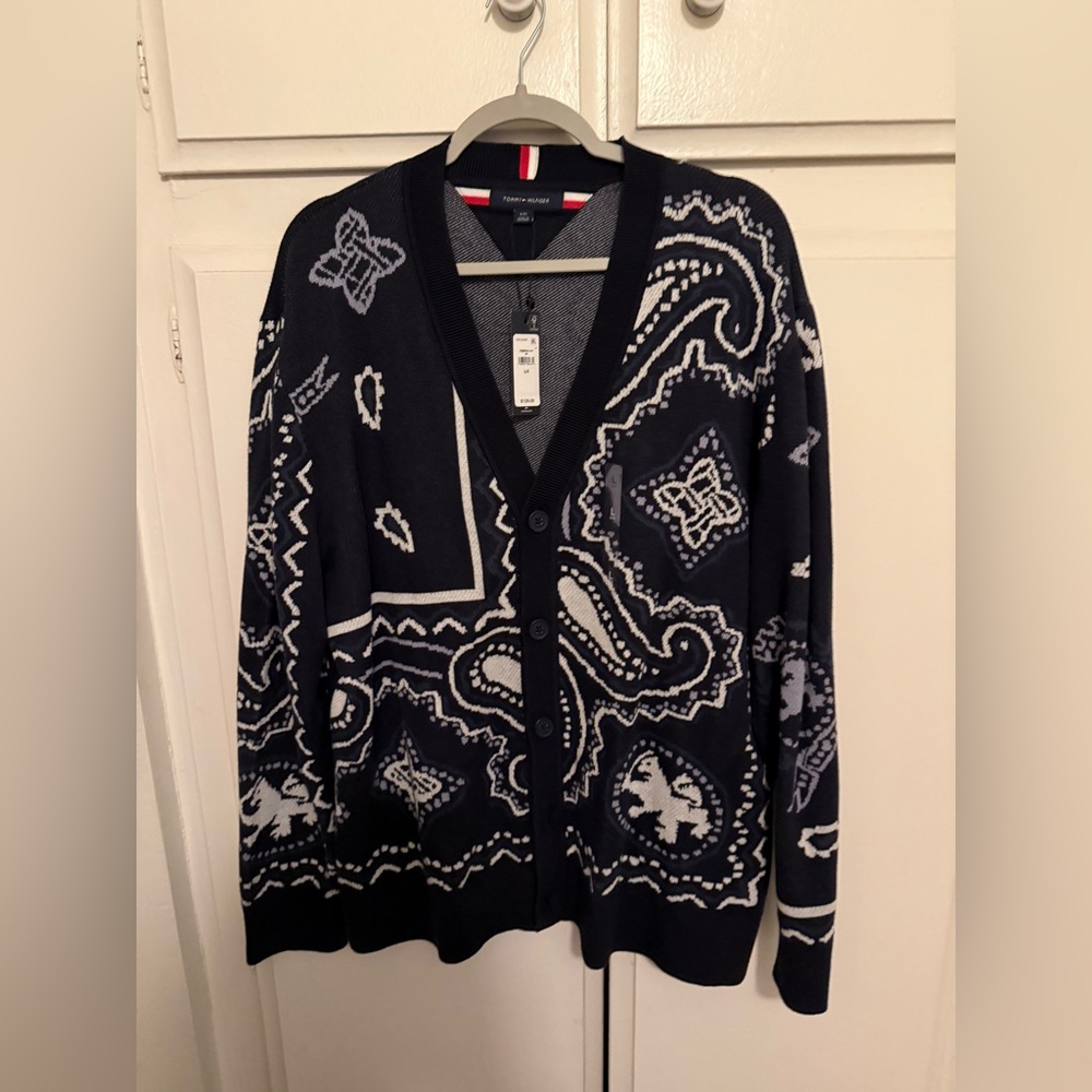 Men’s bandana  patterned cardigan new with tags